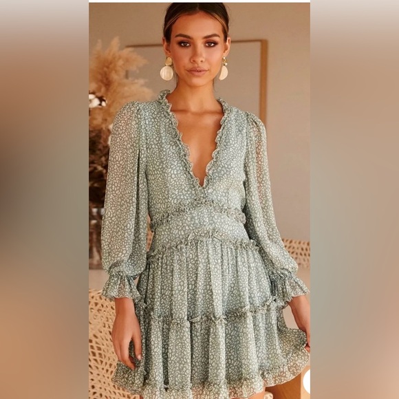 Green summer dress Medium NwT - Picture 1 of 3